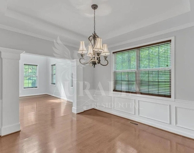 9301 Perini Court - Photo Thumbnail 10