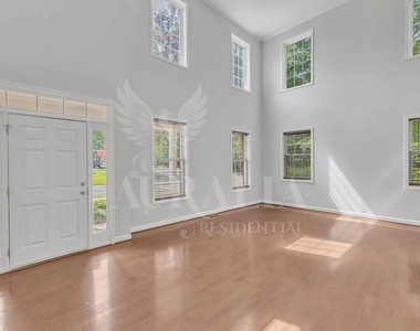 9301 Perini Court - Photo Thumbnail 6