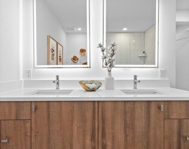 650 Montgomery Avenue - Photo Thumbnail 24