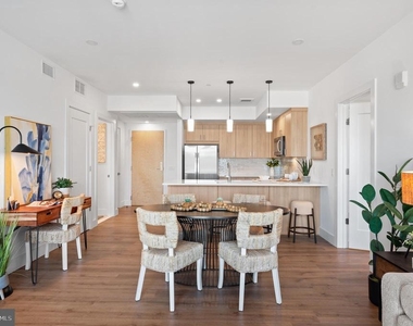 650 Montgomery Avenue - Photo Thumbnail 16
