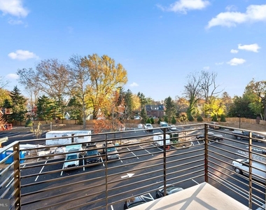 650 Montgomery Avenue - Photo Thumbnail 18