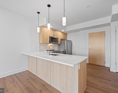 650 Montgomery Avenue - Photo Thumbnail 10