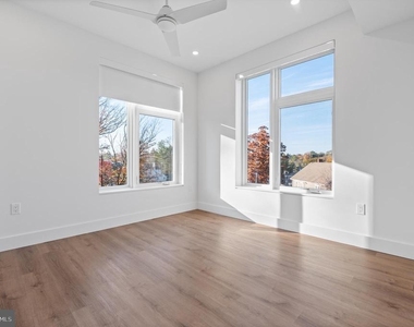 650 Montgomery Avenue - Photo Thumbnail 7