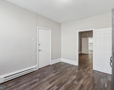 326 E Airy Street - Photo Thumbnail 4