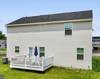 310 Creekside Drive - Photo Thumbnail 36