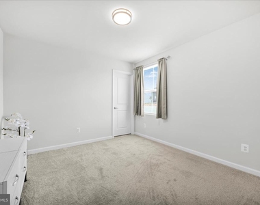 310 Creekside Drive - Photo Thumbnail 27