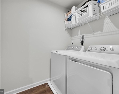310 Creekside Drive - Photo Thumbnail 30