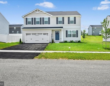 310 Creekside Drive - Photo Thumbnail 2