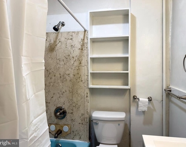 2108 Walnut Street - Photo Thumbnail 9