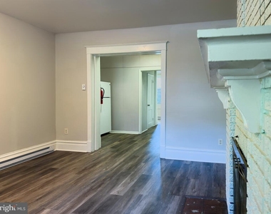 2108 Walnut Street - Photo Thumbnail 4