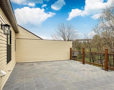 239 Smallwood Court - Photo Thumbnail 15