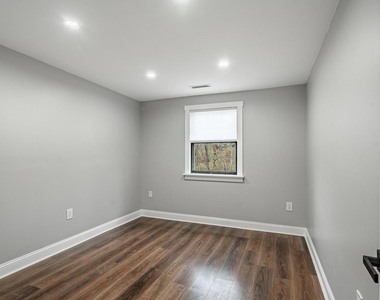 239 Smallwood Court - Photo Thumbnail 8