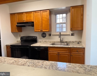 632 Palmer Lane - Photo Thumbnail 1