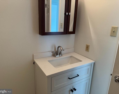 632 Palmer Lane - Photo Thumbnail 15
