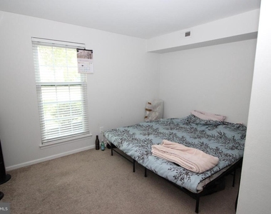 614 Palmer Lane - Photo Thumbnail 8