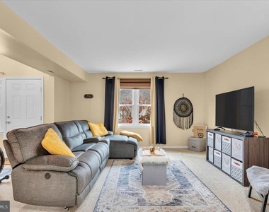 211 Harbourtown Boulevard - Photo Thumbnail 2