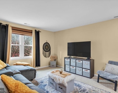 211 Harbourtown Boulevard - Photo Thumbnail 3