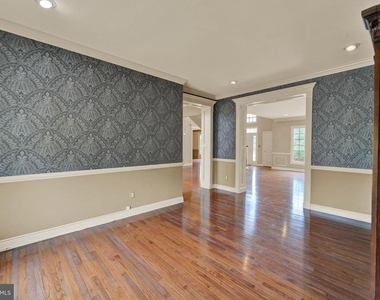 19 Meadowlark Drive - Photo Thumbnail 14