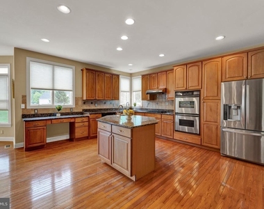 19 Meadowlark Drive - Photo Thumbnail 22