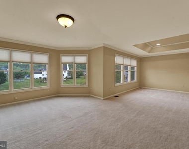 19 Meadowlark Drive - Photo Thumbnail 31