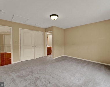19 Meadowlark Drive - Photo Thumbnail 48