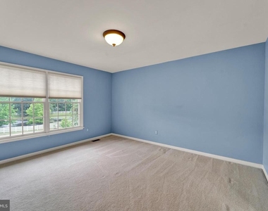 19 Meadowlark Drive - Photo Thumbnail 45