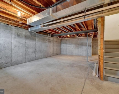 19 Meadowlark Drive - Photo Thumbnail 53
