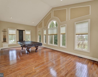 19 Meadowlark Drive - Photo Thumbnail 16