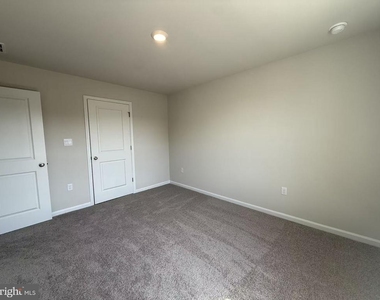 25 Clementon Road E - Photo Thumbnail 14