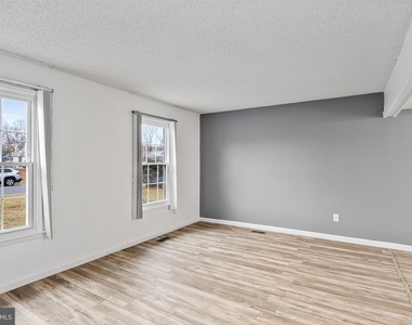 68 Arbor Meadow Drive - Photo Thumbnail 5