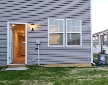 12 Eleanor Lane - Photo Thumbnail 30