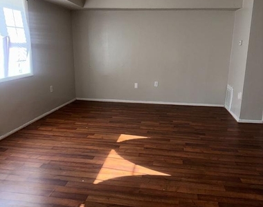 3817 Swann Road - Photo Thumbnail 1