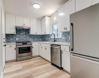 4707 Menchaca Rd - Photo Thumbnail 8