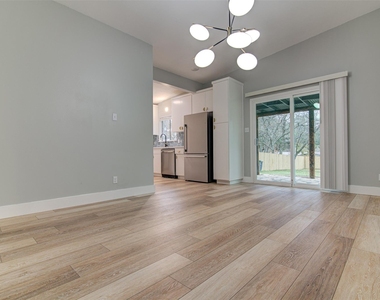 4707 Menchaca Rd - Photo Thumbnail 5