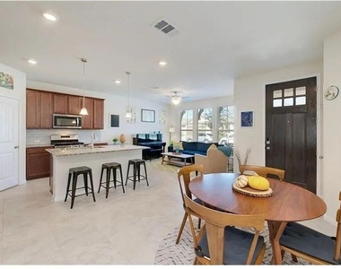 167 Iron Rail Rd - Photo Thumbnail 3