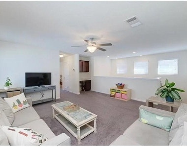 167 Iron Rail Rd - Photo Thumbnail 5