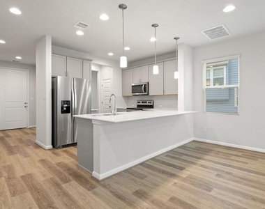 303 Elm Branch Trl - Photo Thumbnail 5