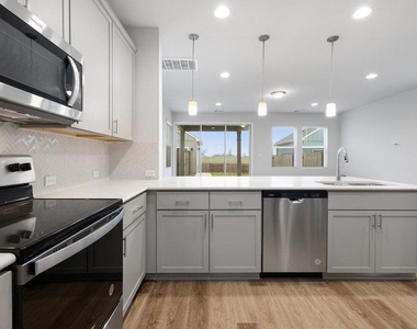 303 Elm Branch Trl - Photo Thumbnail 15