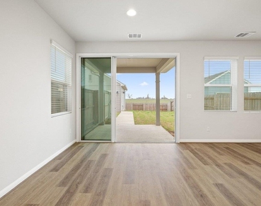 303 Elm Branch Trl - Photo Thumbnail 9