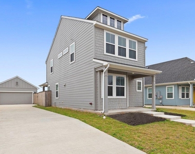 303 Elm Branch Trl - Photo Thumbnail 2