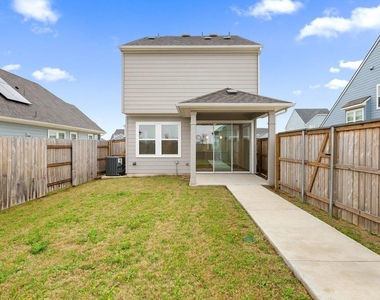303 Elm Branch Trl - Photo Thumbnail 33