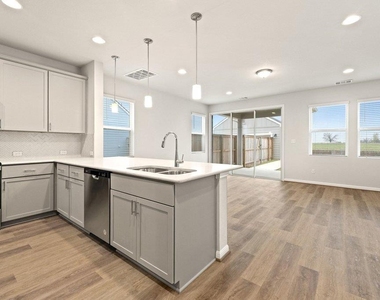 303 Elm Branch Trl - Photo Thumbnail 6