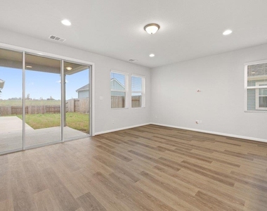 303 Elm Branch Trl - Photo Thumbnail 11