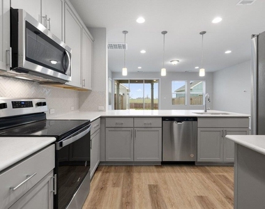 303 Elm Branch Trl - Photo Thumbnail 16