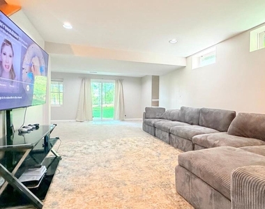 11610 Seneca Forest Circle - Photo Thumbnail 28