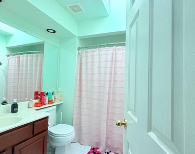 11610 Seneca Forest Circle - Photo Thumbnail 46