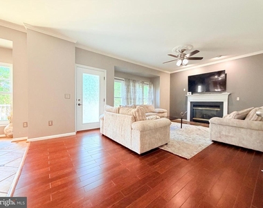 11610 Seneca Forest Circle - Photo Thumbnail 19
