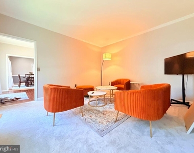 11610 Seneca Forest Circle - Photo Thumbnail 6