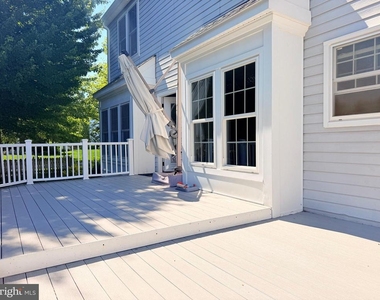 11610 Seneca Forest Circle - Photo Thumbnail 25
