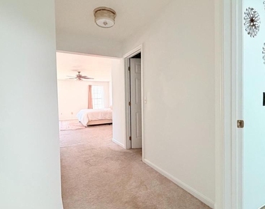 11610 Seneca Forest Circle - Photo Thumbnail 47